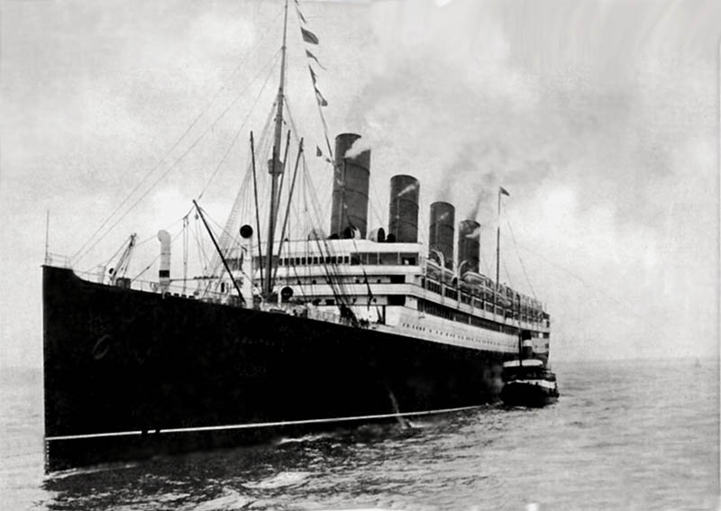 RMS Olympic, White Star Line, Ambrose Channel Lightship