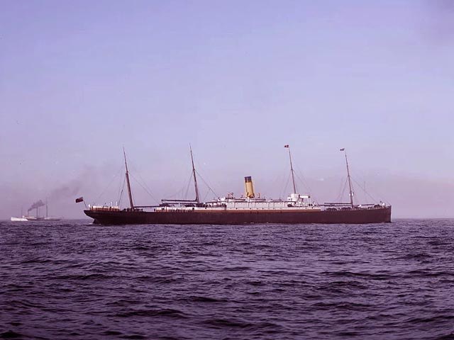 #php.03635 Photo SS HIGHLAND LOCH NELSON LINE 1911 PASSENGER & CARGO SHIP 