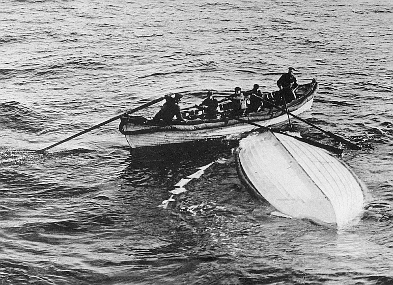 Mackay-Bennett during its mission to recover last of the bodies from the Ti...
